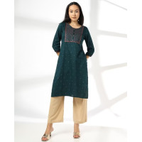 Women Embroidered Yoke Straight Kurta Women Embroidered Yoke Straight Kurta